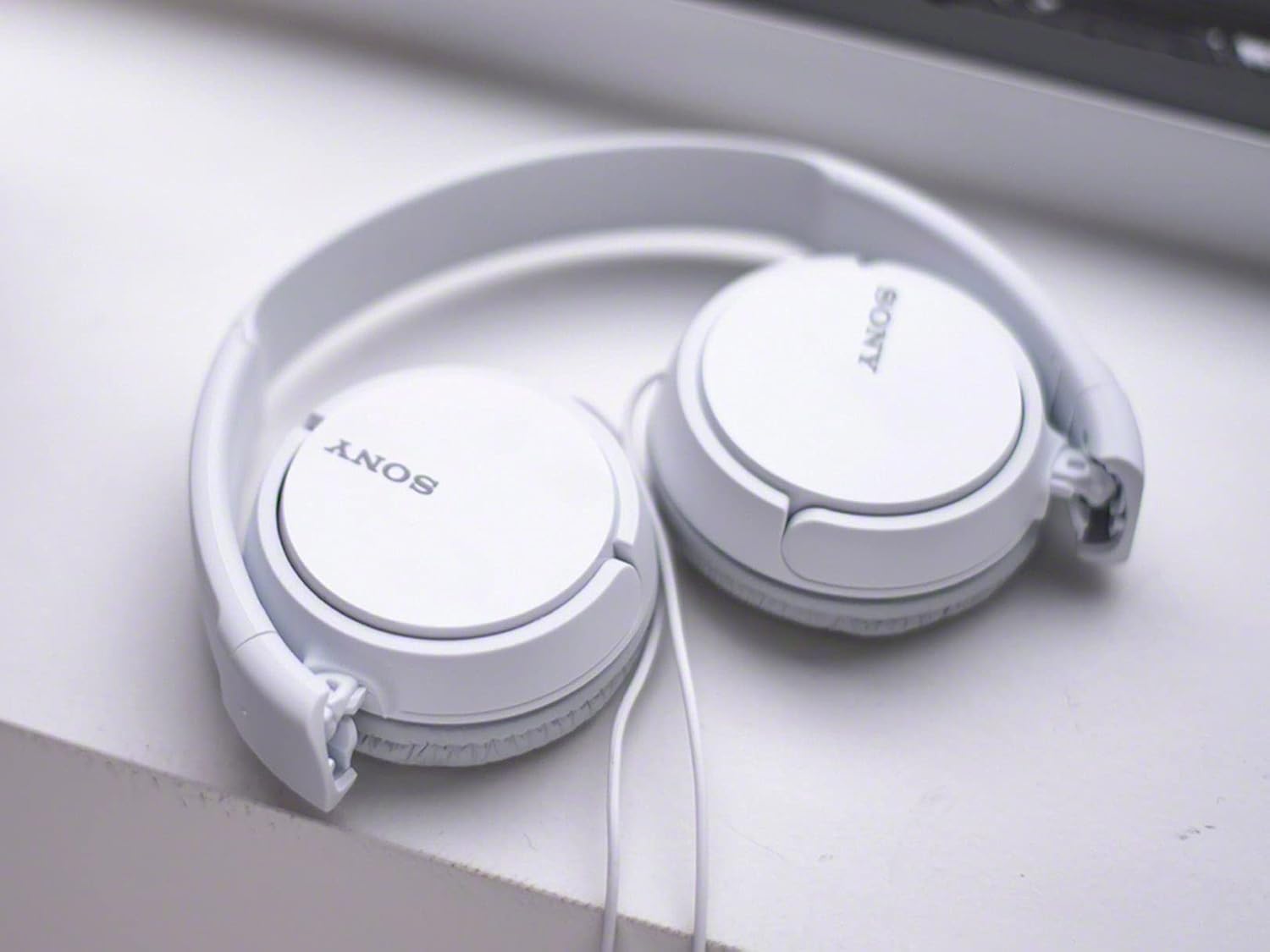 Sony ZX Series Wired On-Ear Headphones (White)