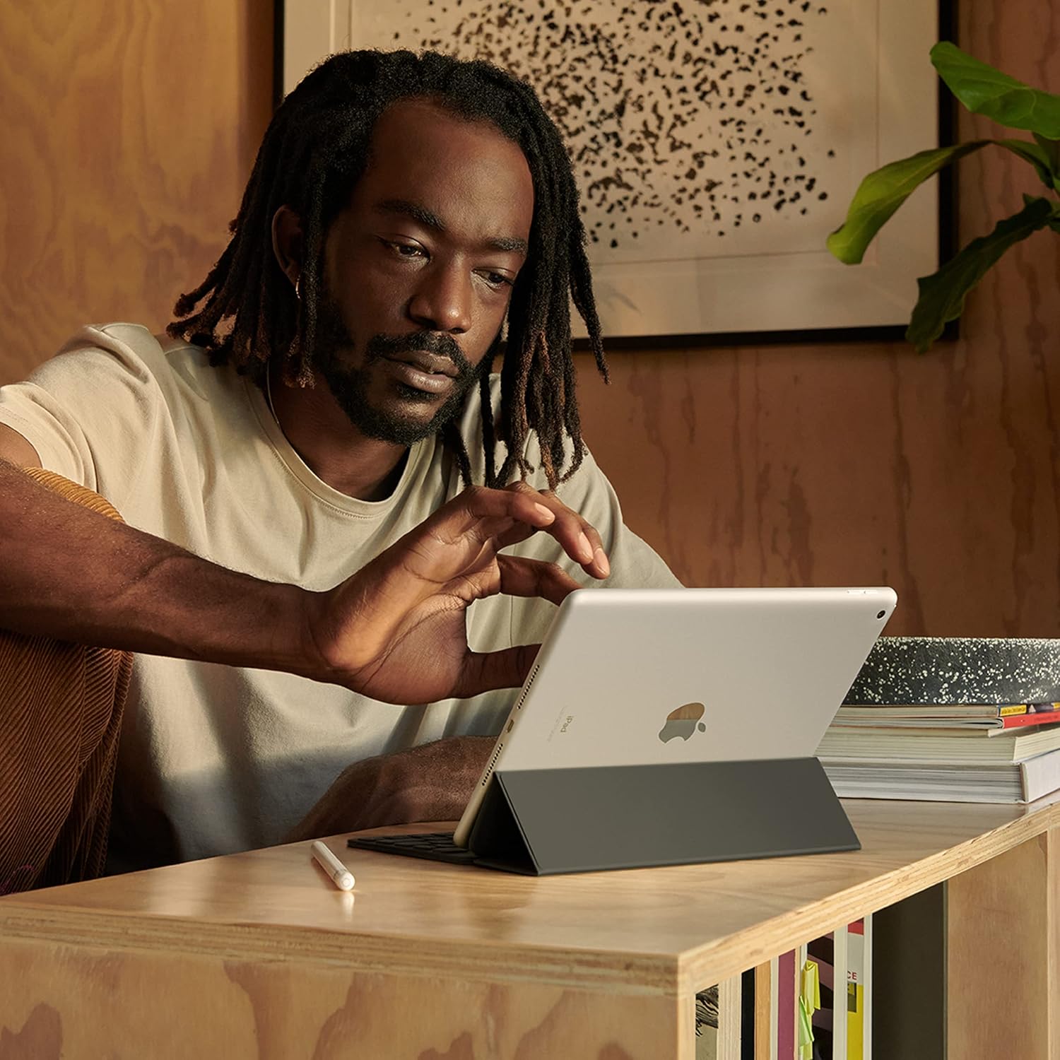 Apple iPad 9 10.2" Display 256GB Storage WiFi + Cellular MK6A3LL/A - Silver