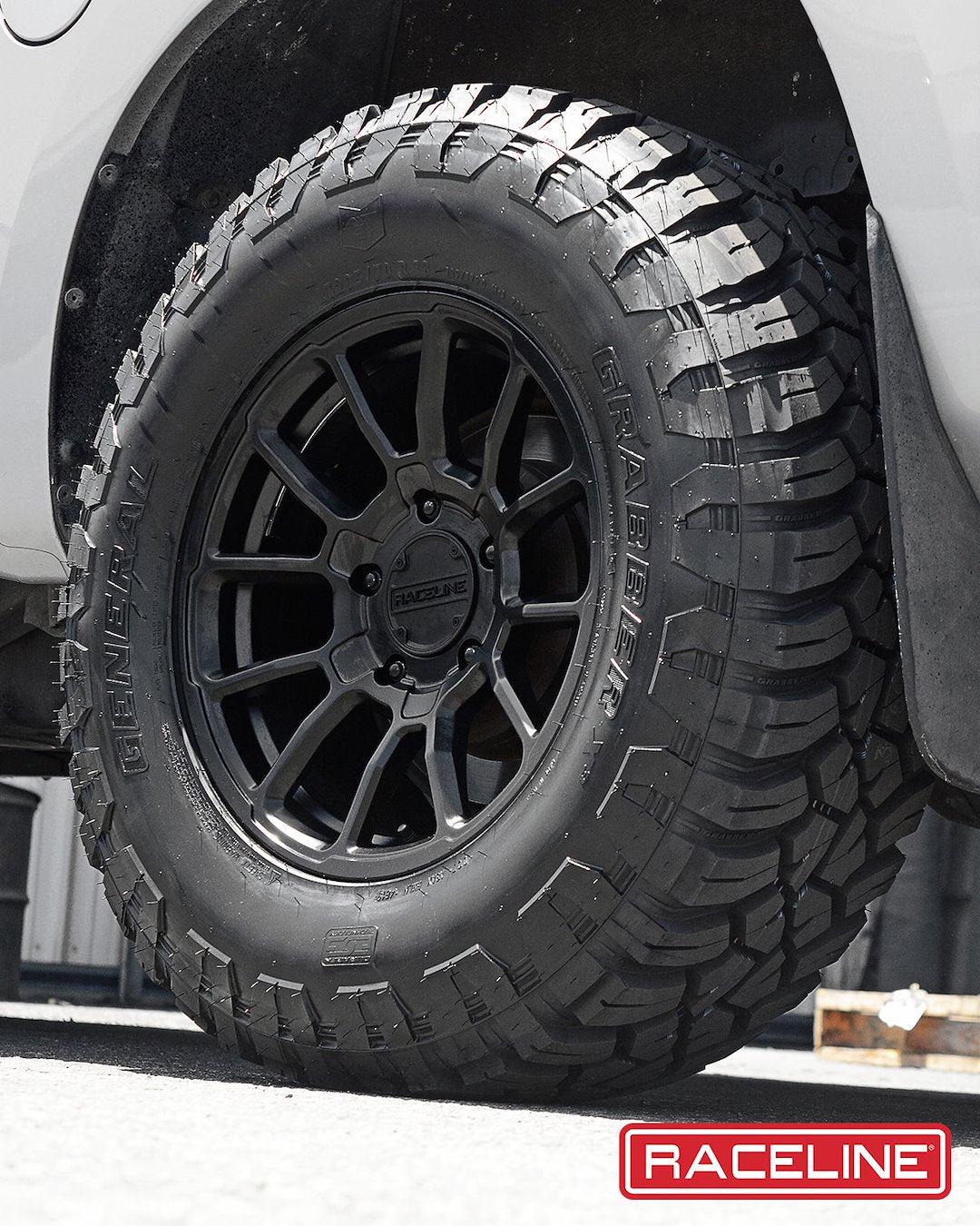 RACELINE GAUGE SATIN BLACK 18X9 5X127  +18MM [950B-89050+18]