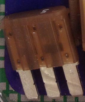 LITTELFUSE MICRO3 BLADE 32V AG 5A [MIC3005.VP]