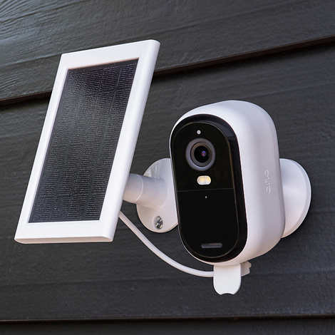 Arlo Essential Outdoor 2K Camera (2nd Gen) 3-Pack with Solar Panels