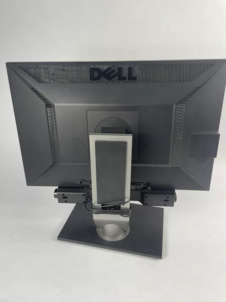 Dell P221 22 Inch Widescreen LCD Monitor